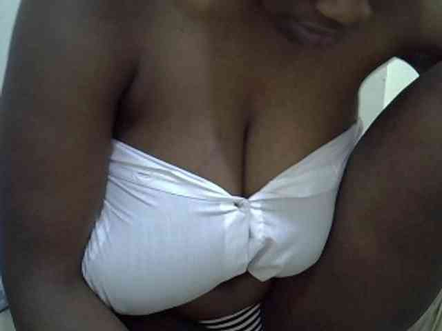 Bigboobs77 webcam