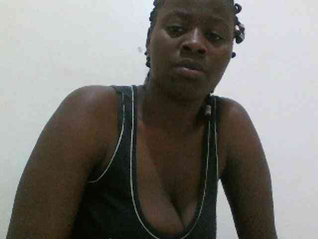 Bigboobs77 Live Webcam on BongaCams