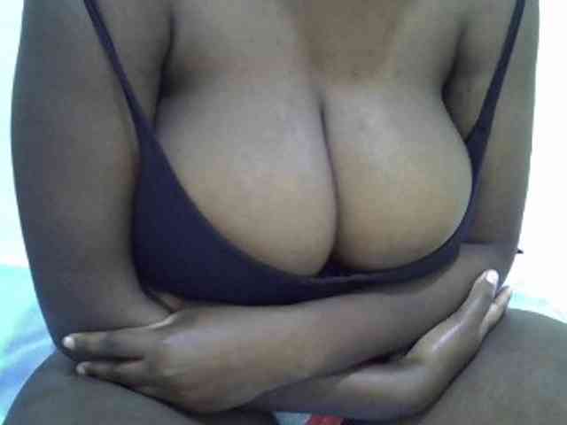 Bigboobs77 webcam
