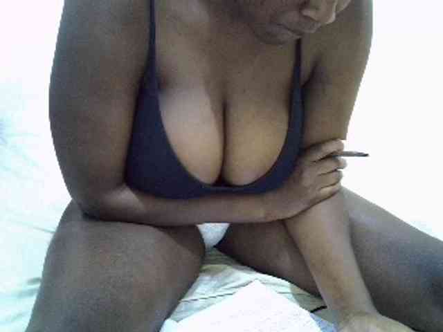 Bigboobs77 webcam