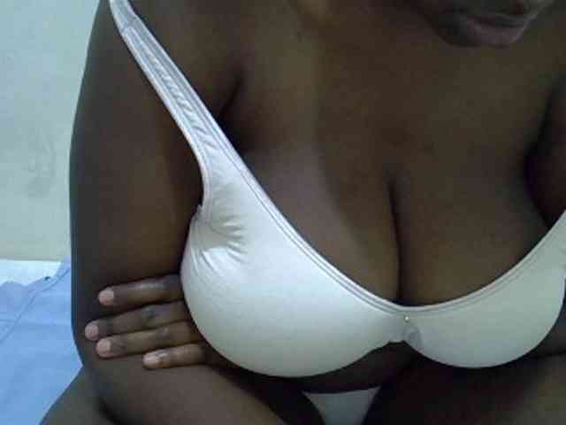 Bigboobs77 webcam