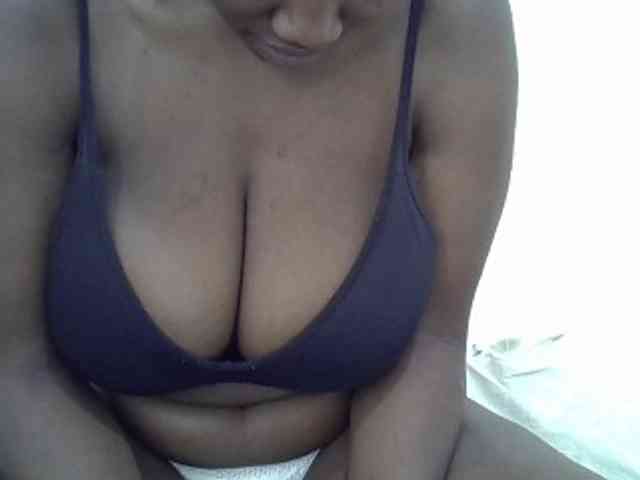 Bigboobs77 webcam