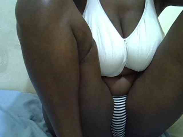 Bigboobs77 Live Webcam on BongaCams