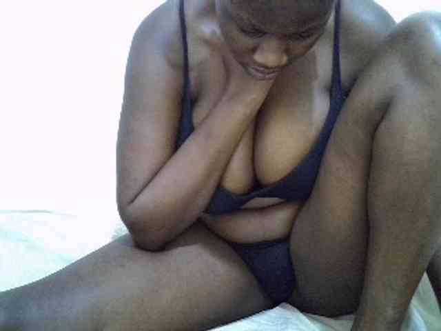 Bigboobs77 webcam
