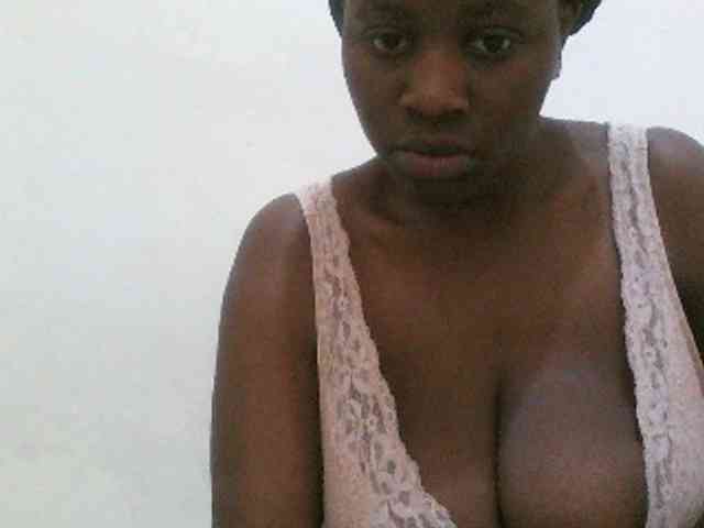 Bigboobs77 Bigboobs77