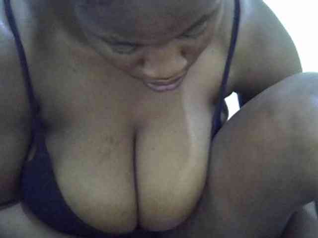 Bigboobs77 webcam