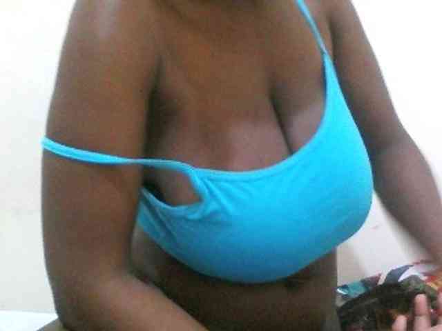 Bigboobs77 Bigboobs77