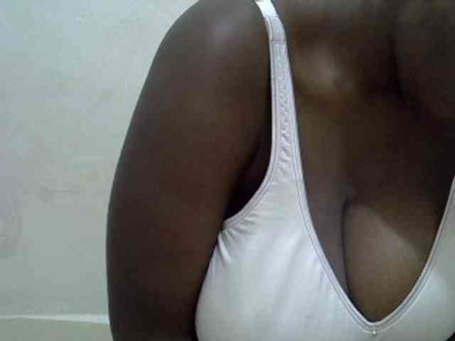 Bigboobs77 webcam