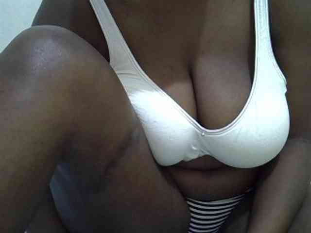 Bigboobs77 webcam