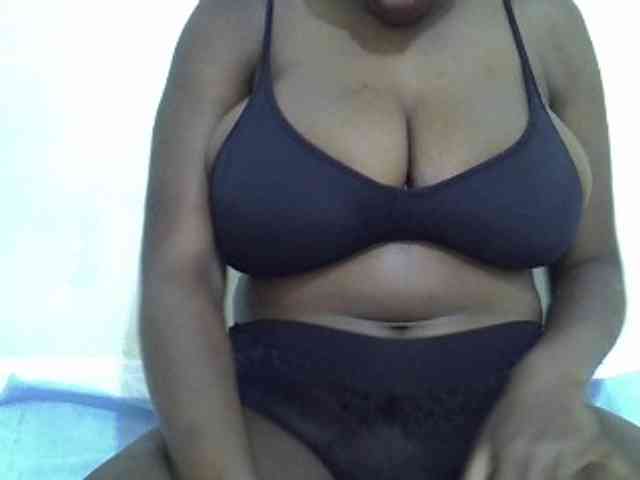 Bigboobs77 webcam