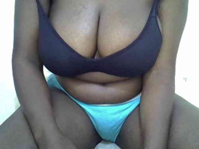 Bigboobs77 webcam