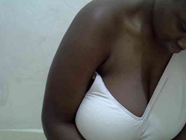 Bigboobs77 webcam