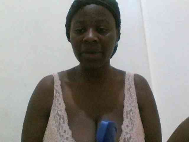 Bigboobs77 Bigboobs77