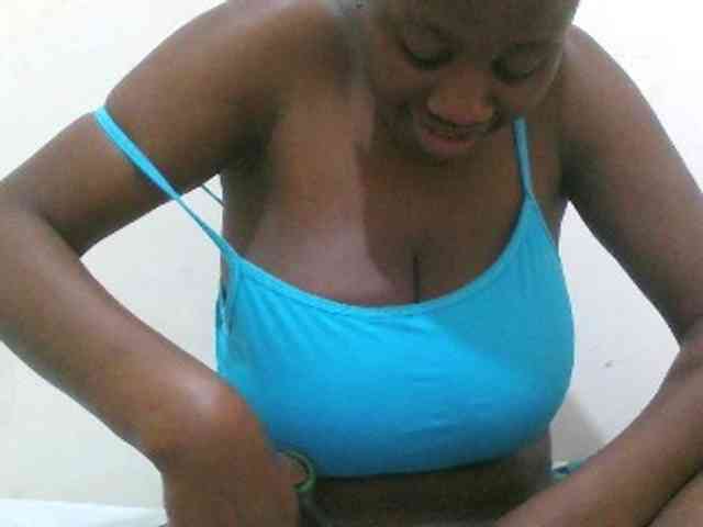 Bigboobs77 Bigboobs77