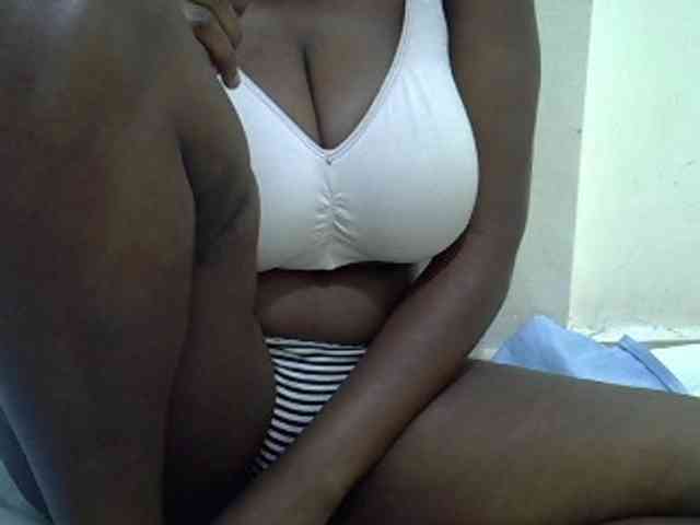 Bigboobs77 webcam