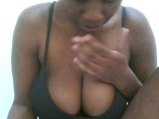 Bigboobs77 Live Webcam on BongaCams