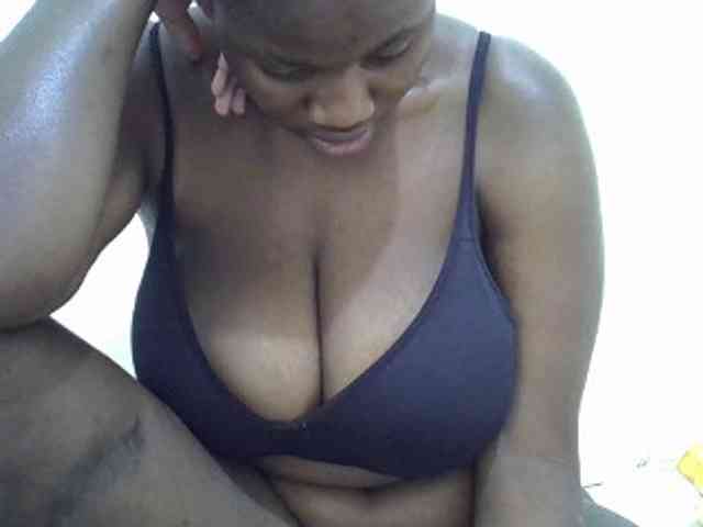 Bigboobs77 webcam