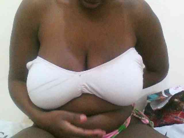 Bigboobs77 webcam