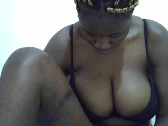 Bigboobs77 webcam