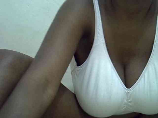 Bigboobs77 webcam