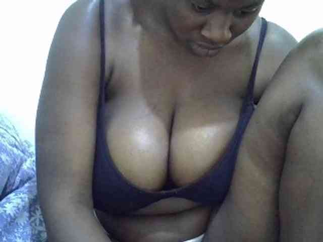 Bigboobs77 webcam