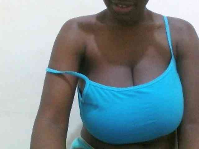 Bigboobs77 Bigboobs77