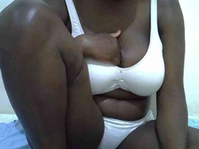 Bigboobs77 webcam