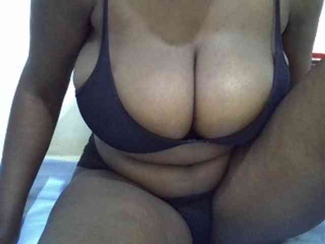 Bigboobs77 webcam