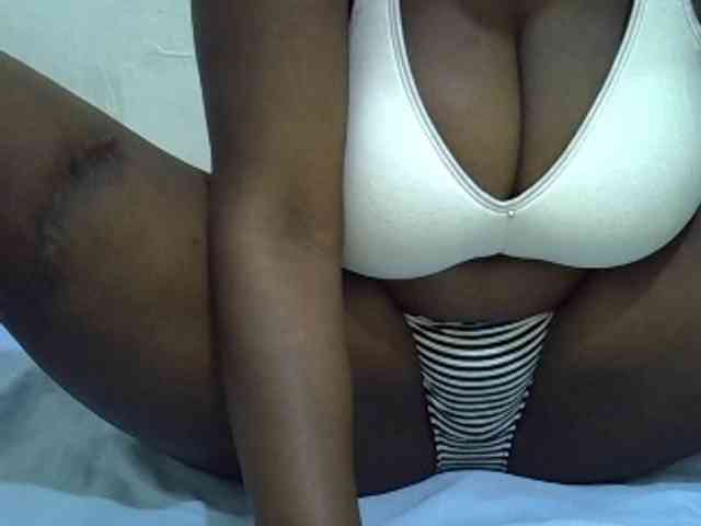 Bigboobs77 webcam