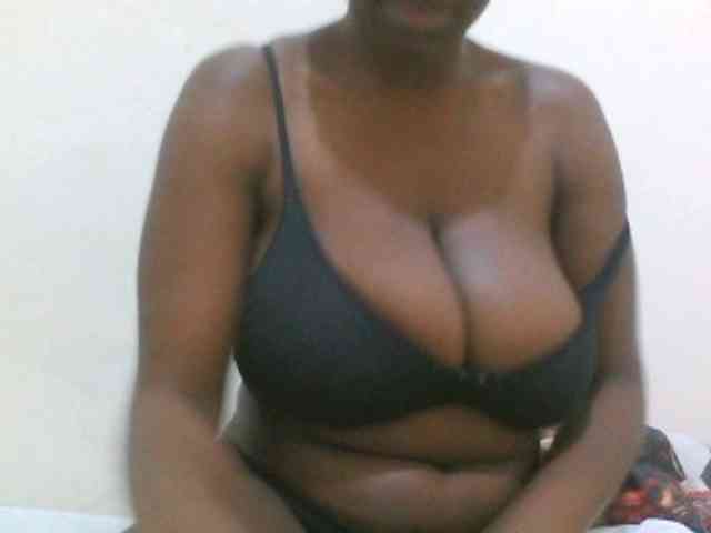 Bigboobs77 Bigboobs77