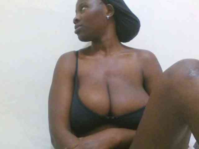 Bigboobs77 Bigboobs77