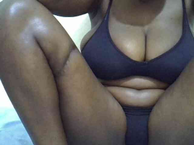 Bigboobs77 webcam
