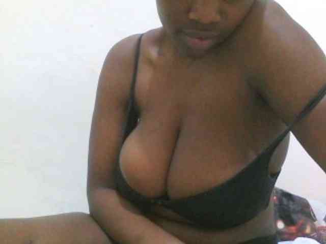 Bigboobs77 Bigboobs77