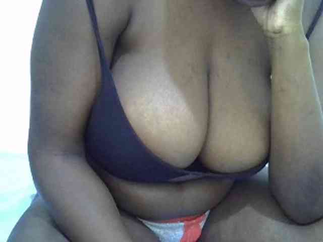 Bigboobs77 webcam
