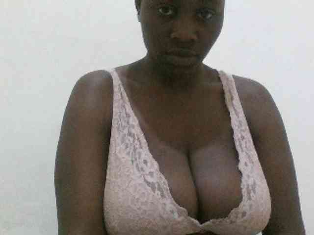 Bigboobs77 Bigboobs77