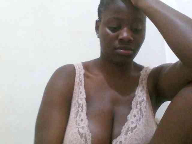 Bigboobs77 webcam