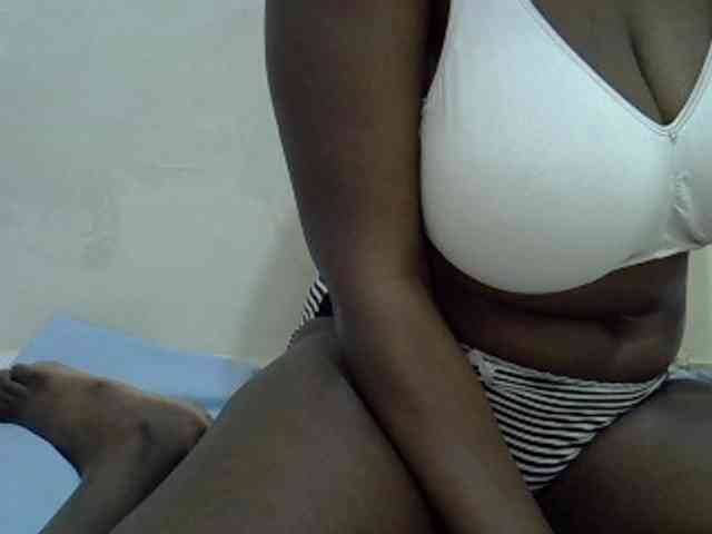 Bigboobs77 webcam