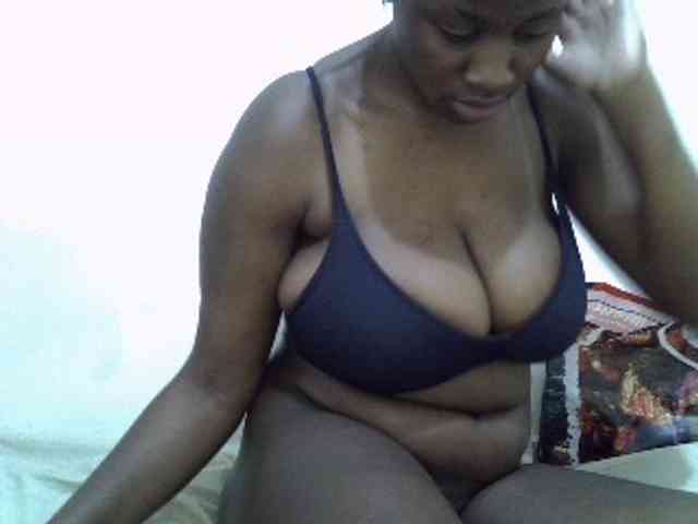 Bigboobs77 webcam