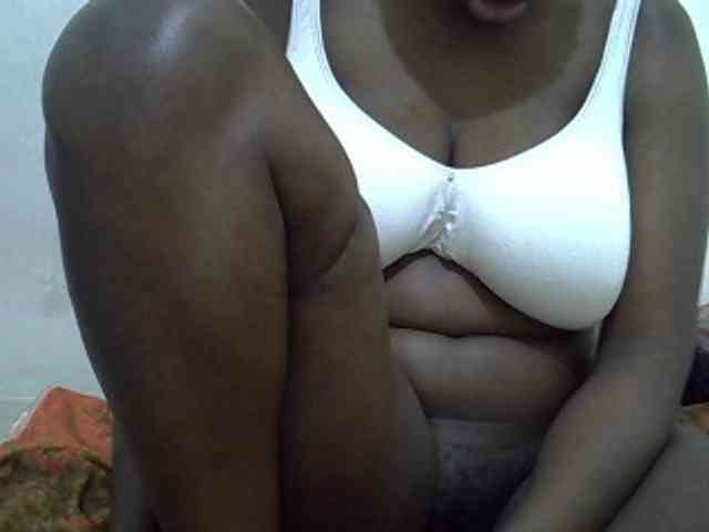 Bigboobs77 webcam