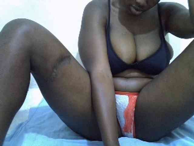 Bigboobs77 webcam