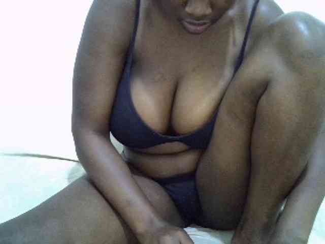 Bigboobs77 webcam
