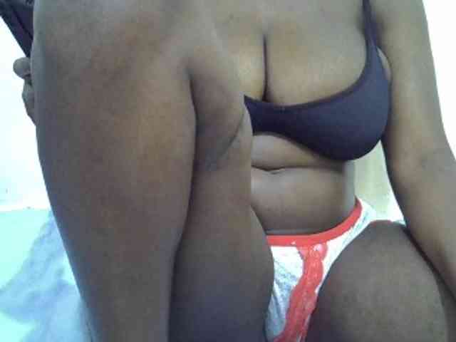Bigboobs77 webcam