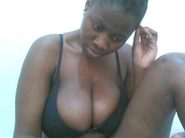 Bigboobs77 webcam