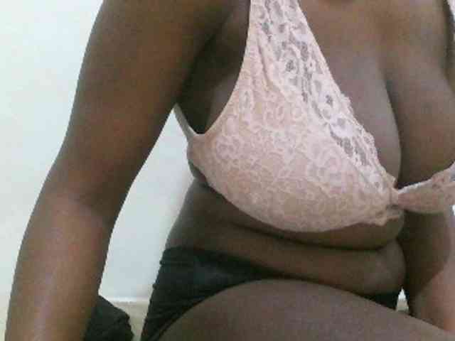 Bigboobs77 Bigboobs77