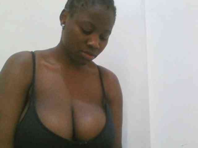 Bigboobs77 webcam