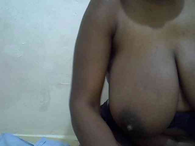 Bigboobs77 webcam