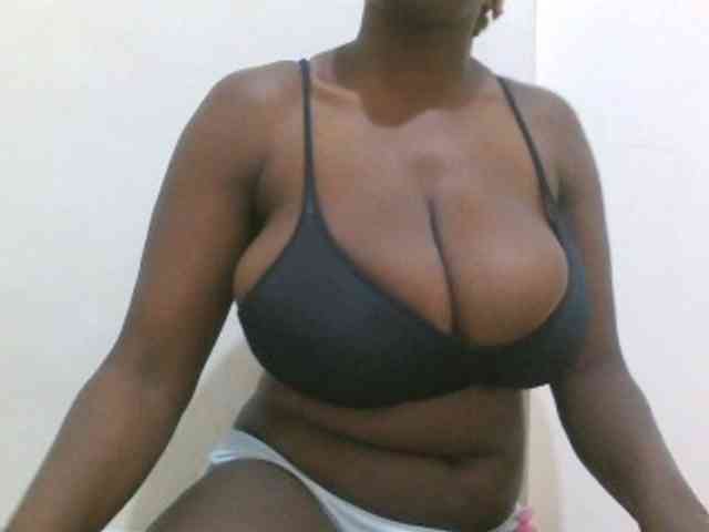 Bigboobs77 webcam