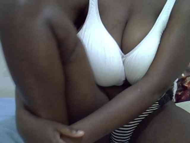 Bigboobs77 webcam