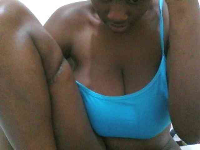 Bigboobs77 Bigboobs77