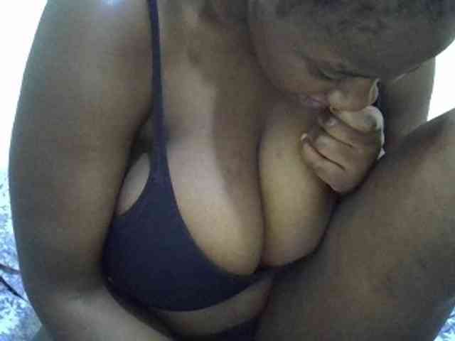 Bigboobs77 webcam